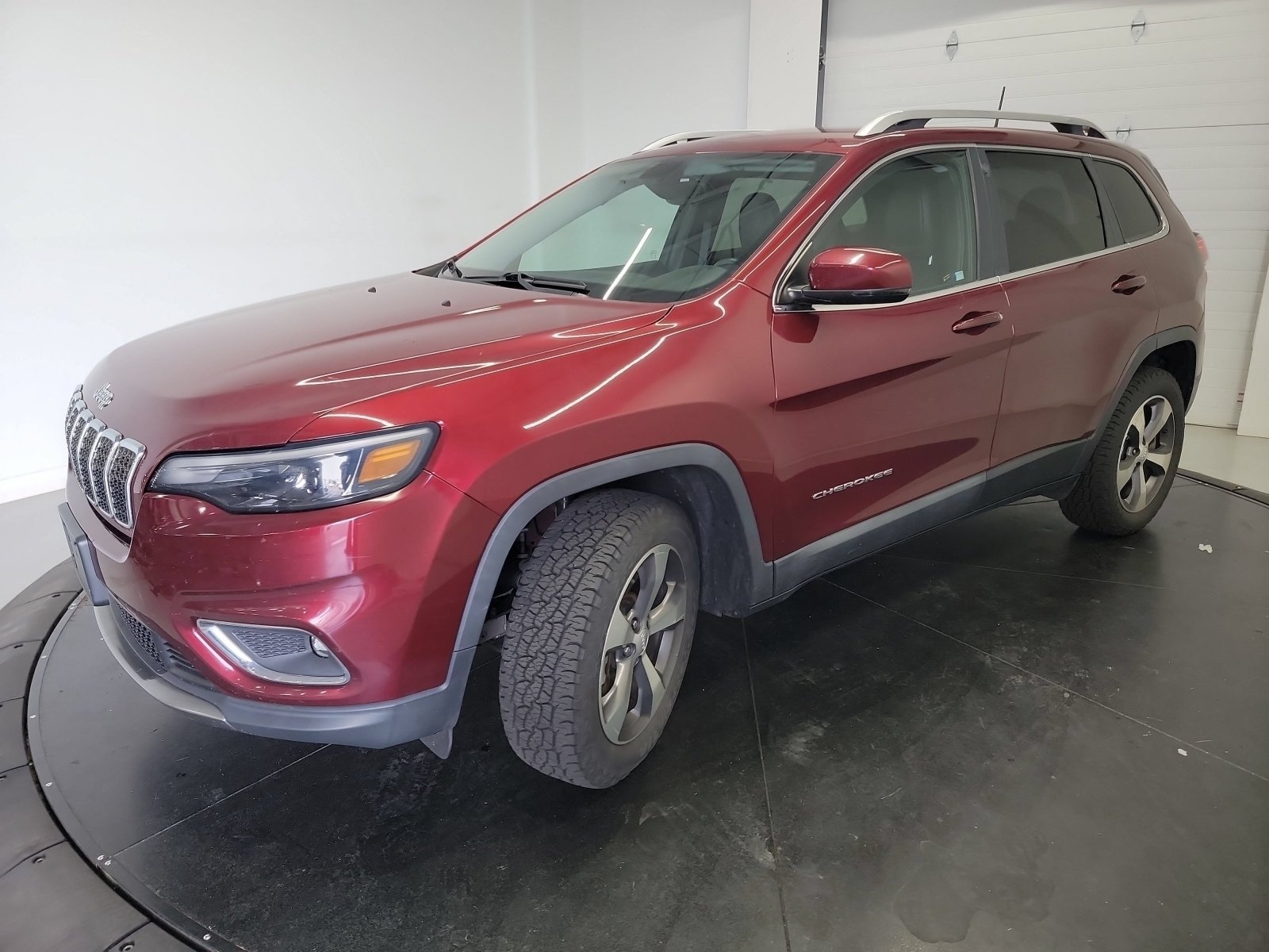Used 2020 Jeep Cherokee Limited AWD/4WD video 3