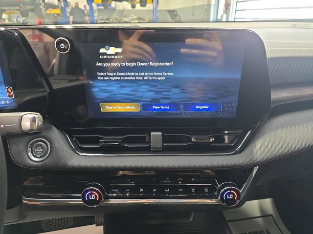 New 2027 Chevrolet Equinox RS w/ LPO, Floor Liner Package AWD/4WD image 22