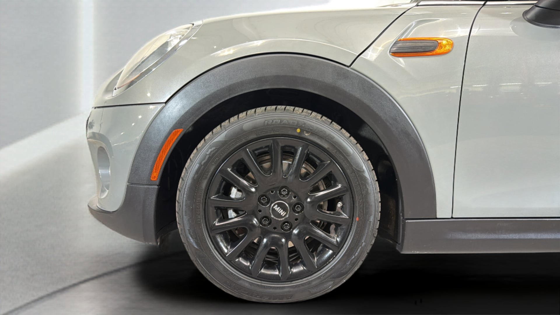 Used 2015 MINI Cooper 2-Door Hardtop FWD image 36
