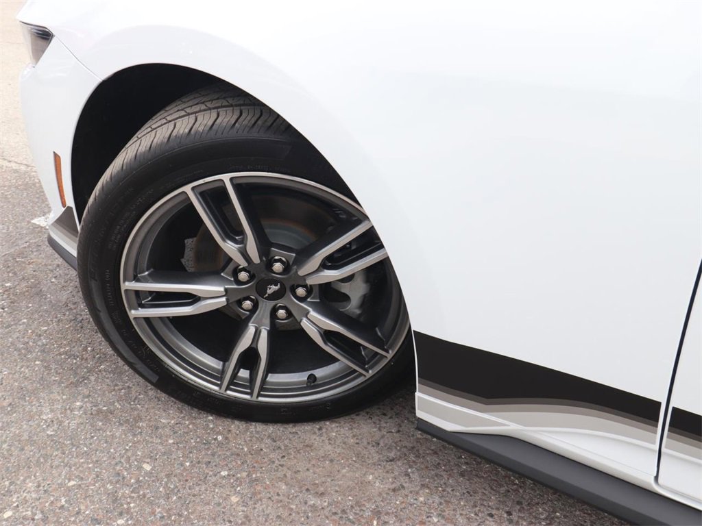 New 2025 Ford Mustang Coupe image 4