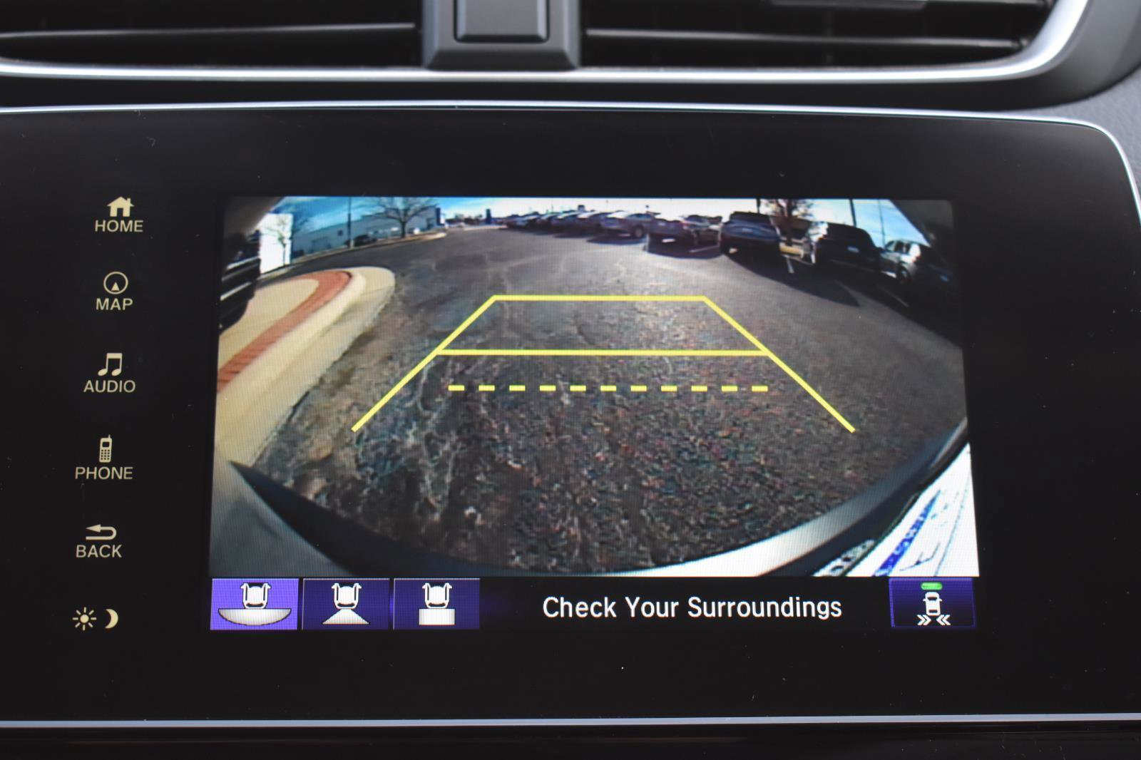 Used 2022 Honda CR-V Touring image 5