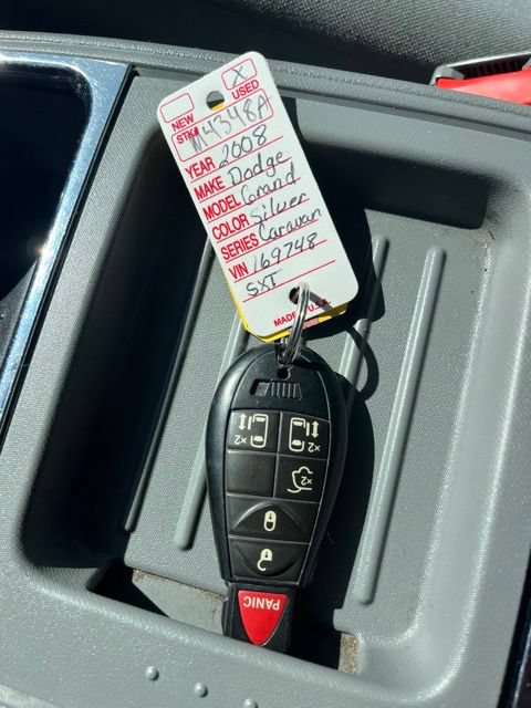 Used 2008 Dodge Grand Caravan SXT w/ Entertainment Group 2 FWD image 47
