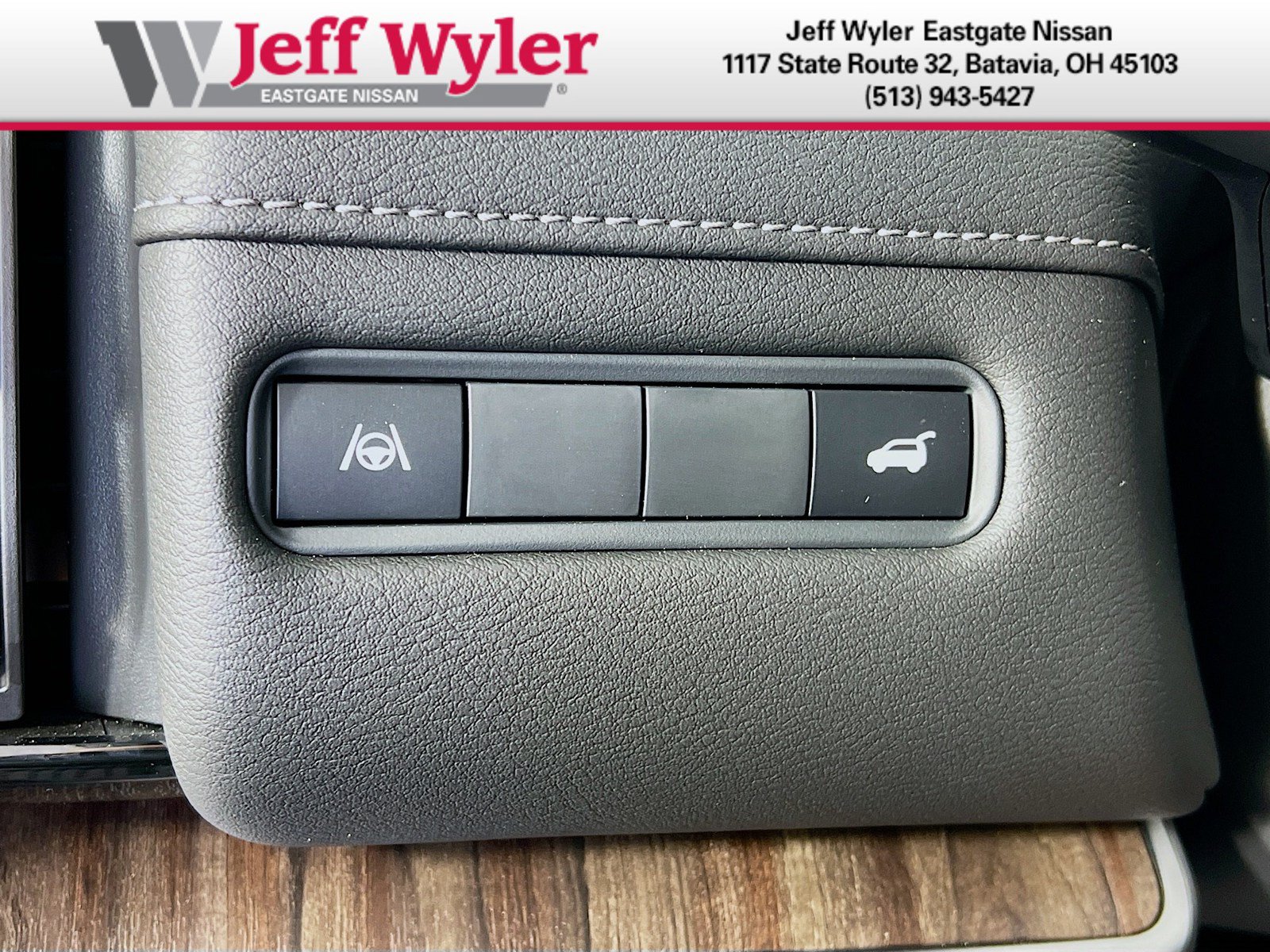 New 2026 Nissan Armada SL w/ Captain's Chari Seat Package AWD/4WD image 14