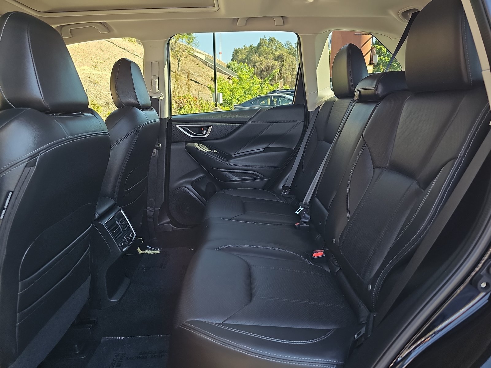 Certified 2023 Subaru Forester Touring AWD/4WD image 14