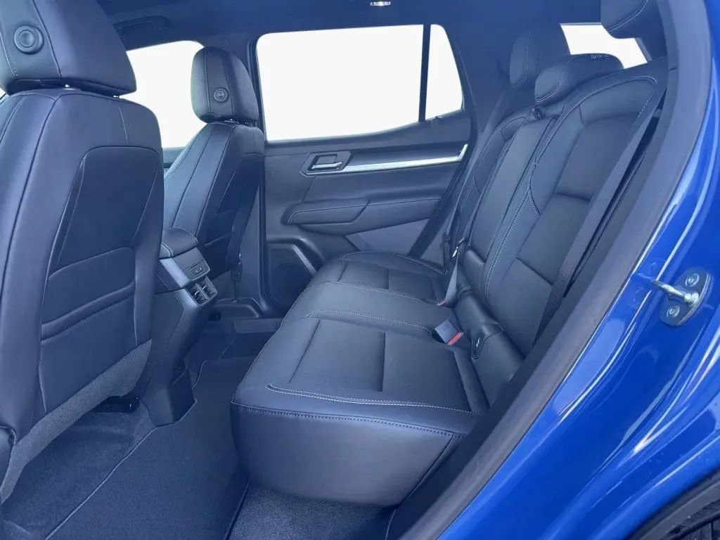 New 2026 GMC Terrain Elevation w/ Elevation Premium Package AWD/4WD image 17