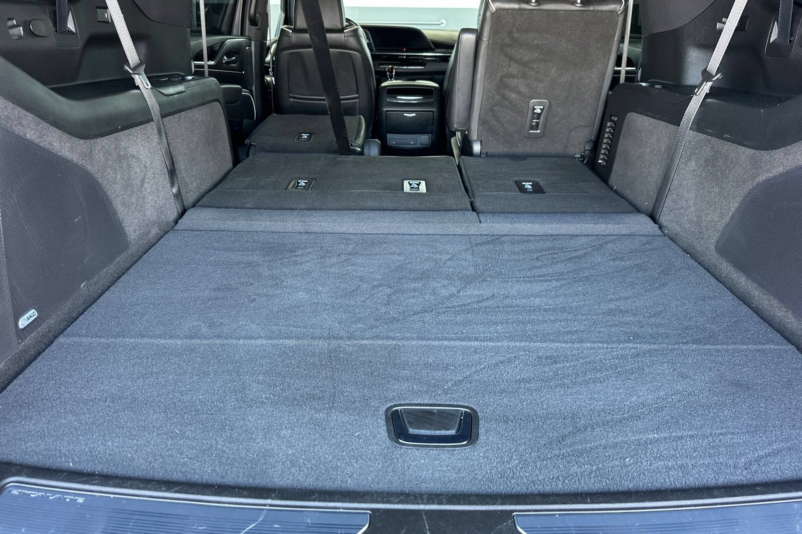 Certified 2024 Cadillac Escalade ESV Sport w/ Touring Package RWD image 18