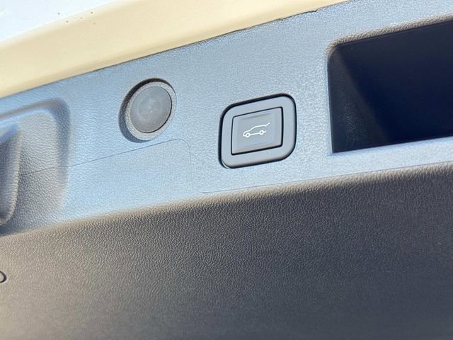 New 2026 Chevrolet Equinox LT w/ Convenience Package II image 14