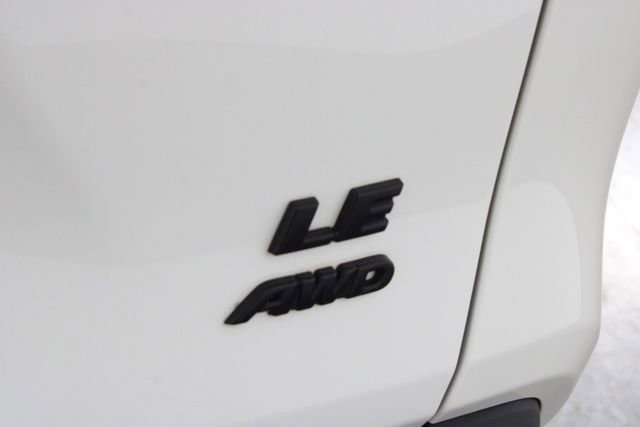 Used 2020 Toyota RAV4 LE w/ All Weather Liner Package image 39