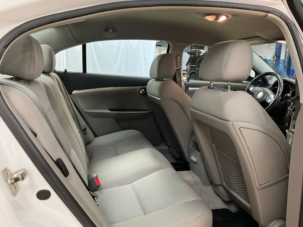 Used 2009 Saturn Aura XE w/ Convenience Package image 12