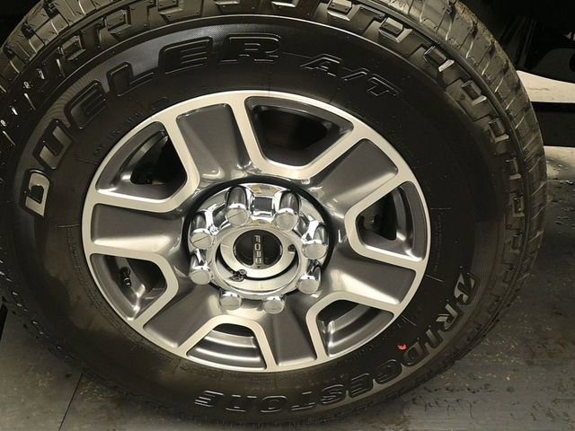 New 2026 Ford F250 Lariat w/ FX4 Off-Road Package image 15