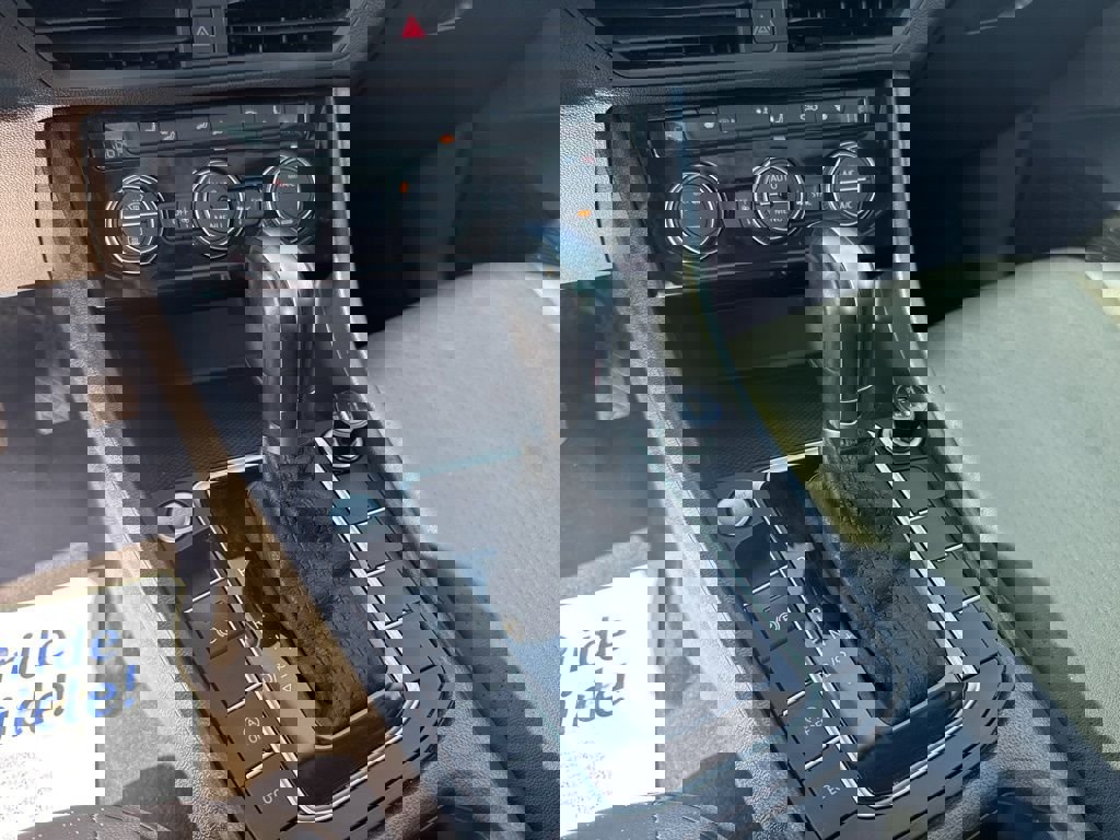 Used 2019 Volkswagen Jetta SE image 15