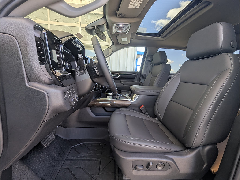 New 2026 Chevrolet Silverado 1500 RST AWD/4WD image 15