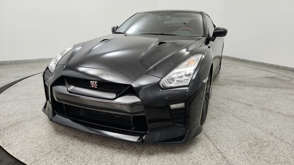 Used 2020 Nissan GT-R Premium w/ Premium Interior Package AWD/4WD image 11