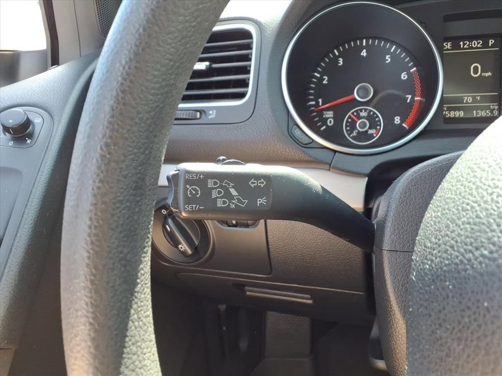 Used 2013 Volkswagen Golf 2-Door image 24