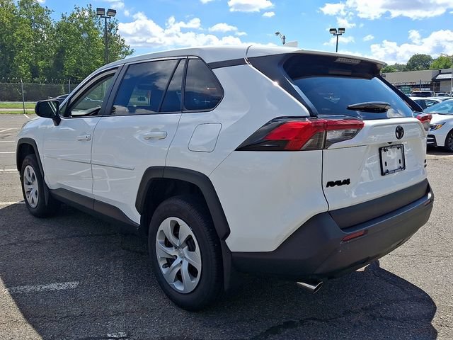 Certified 2024 Toyota RAV4 LE AWD/4WD image 3
