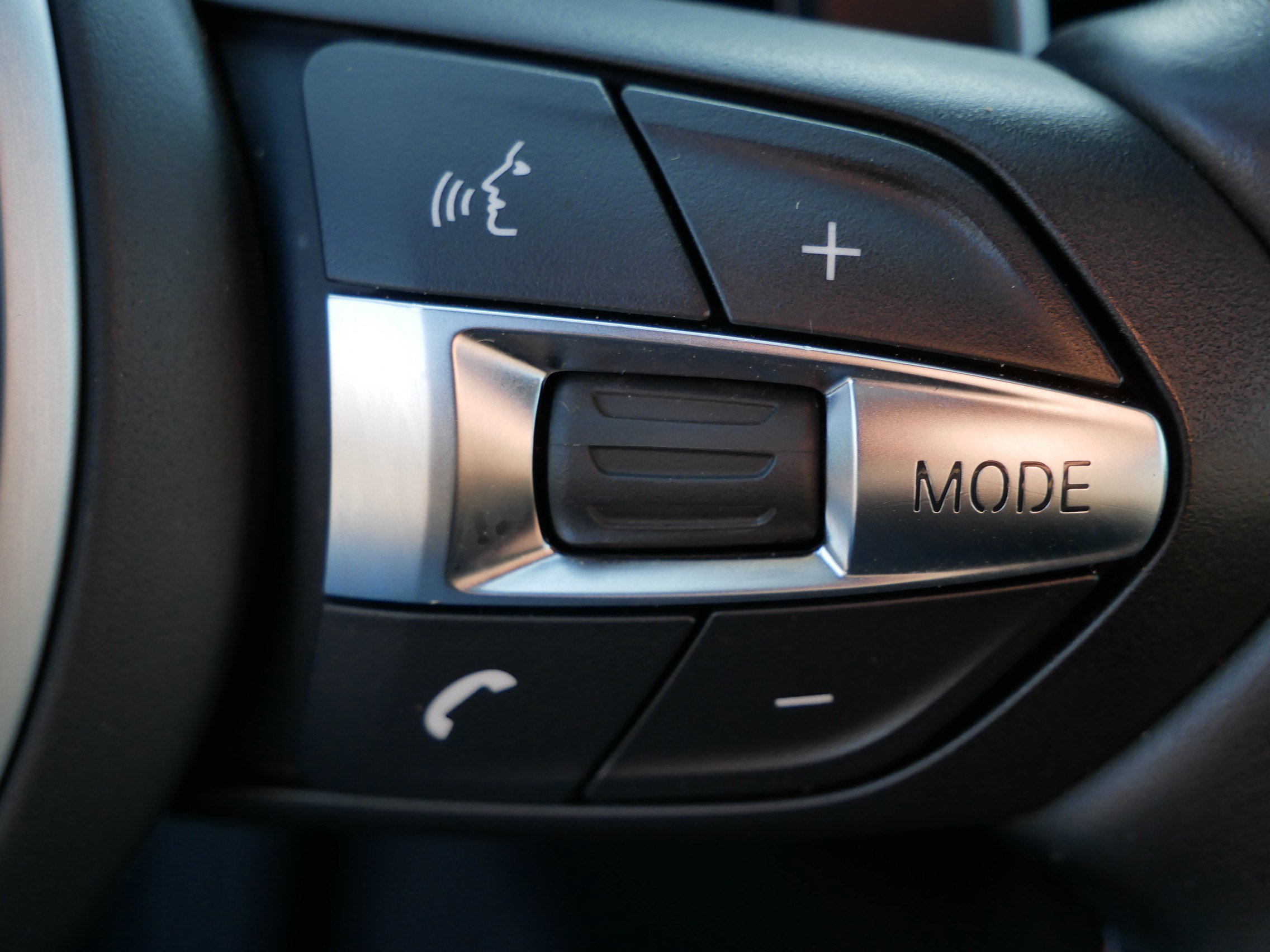 Used 2015 BMW M4 Convertible image 27