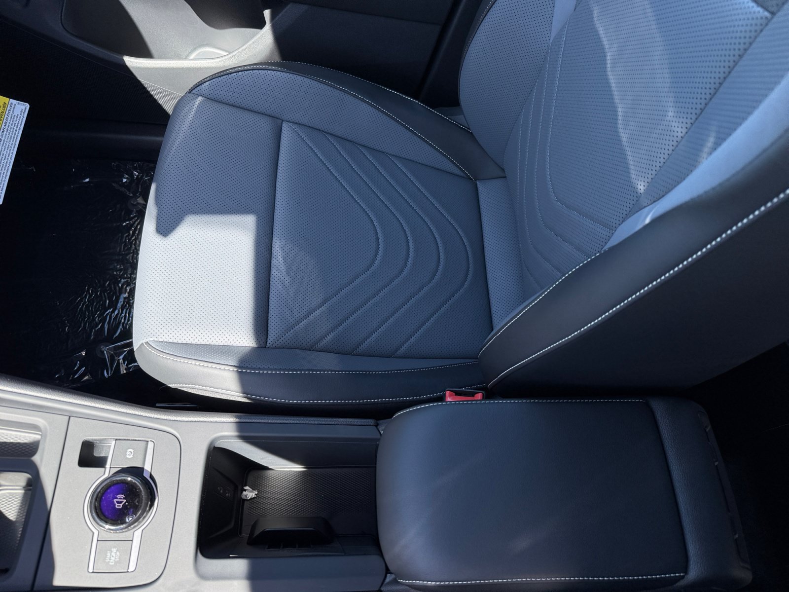 New 2026 Volkswagen Tiguan SE R-Line FWD image 14