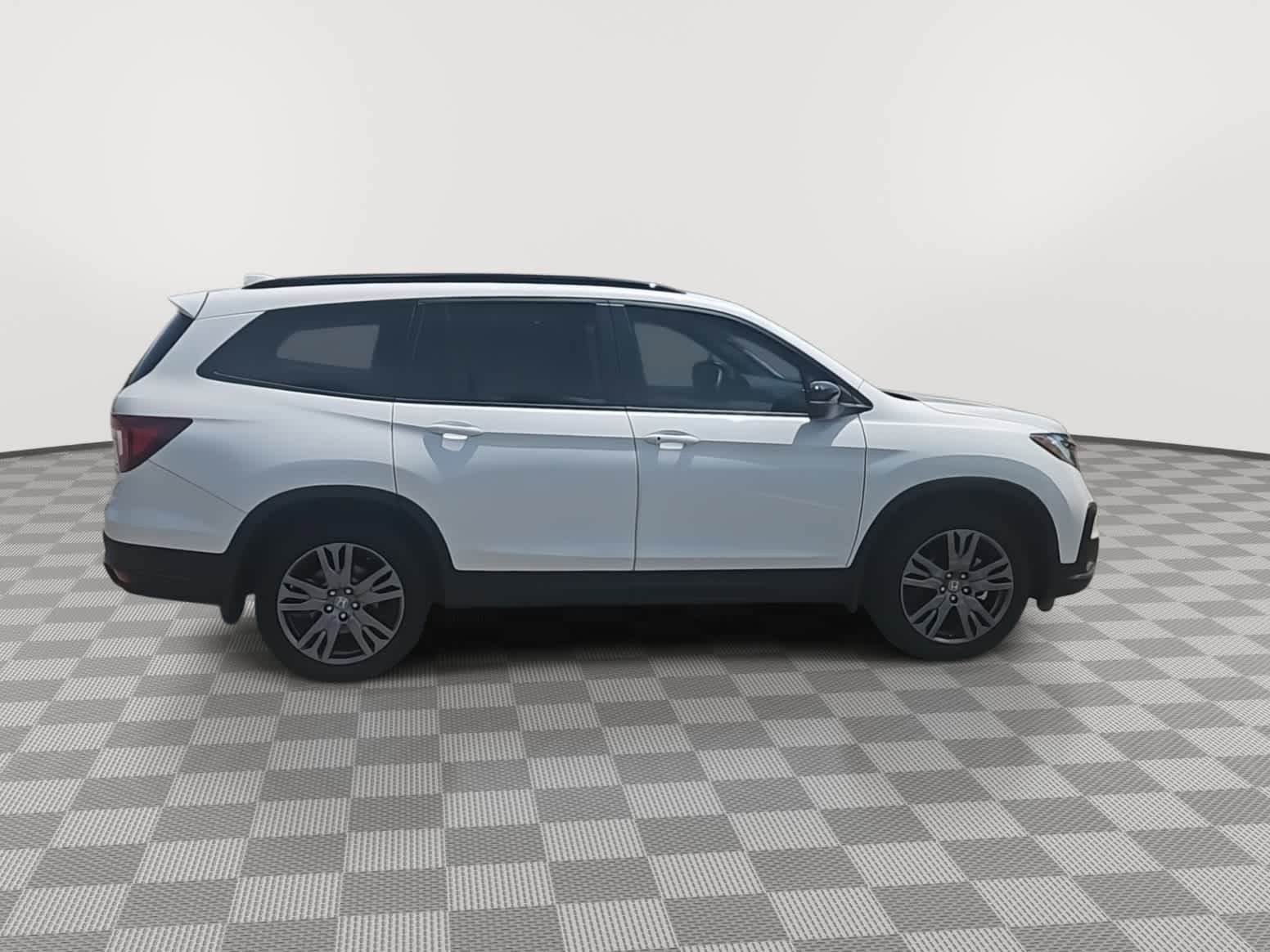 Certified 2022 Honda Pilot Sport image 9