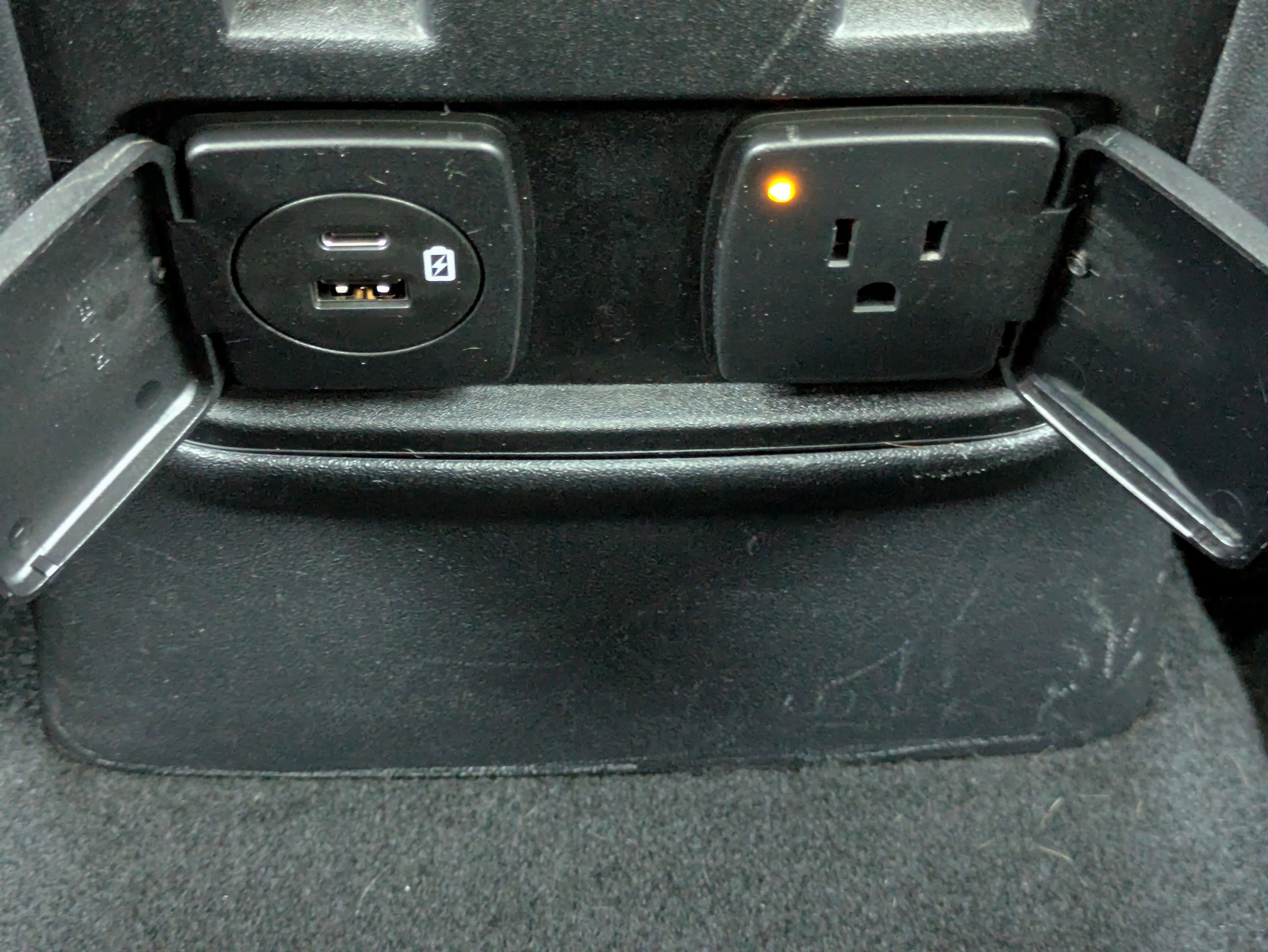 Used 2022 Ford Bronco Wildtrak image 14