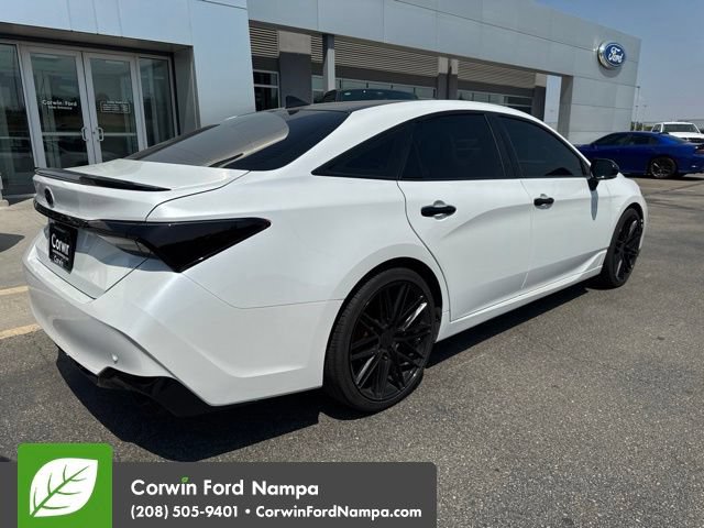 Used 2019 Toyota Avalon Touring w/ Advanced Safety Package FWD image 6