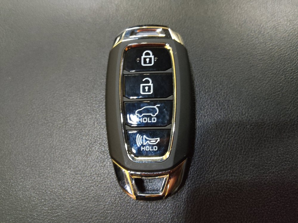 Used 2020 Hyundai Santa Fe Limited FWD image 32