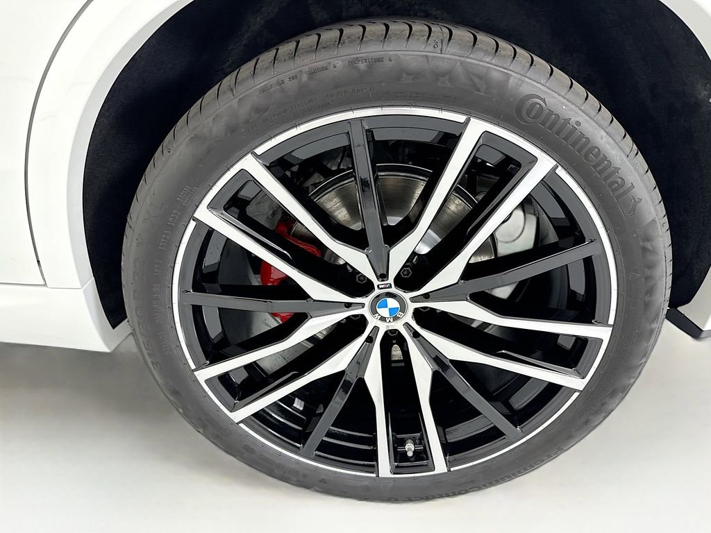 New 2026 BMW X5 xDrive40i w/ Executive Package image 30