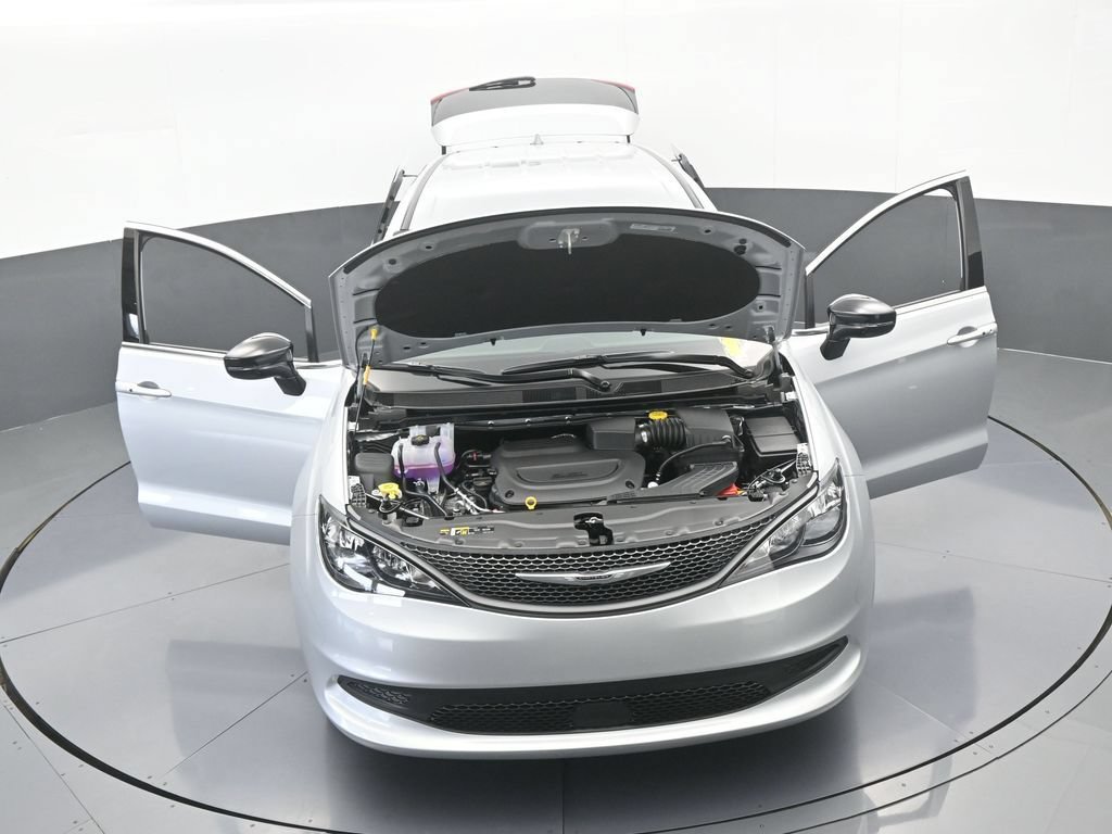 New 2026 Chrysler Voyager LX FWD image 68