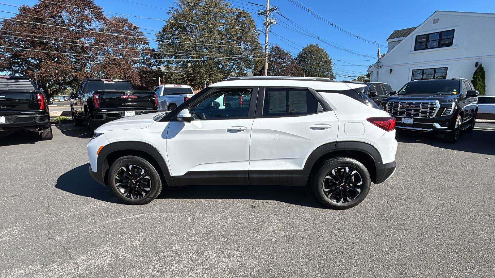 Certified 2023 Chevrolet TrailBlazer LT w/ Convenience Package image 4