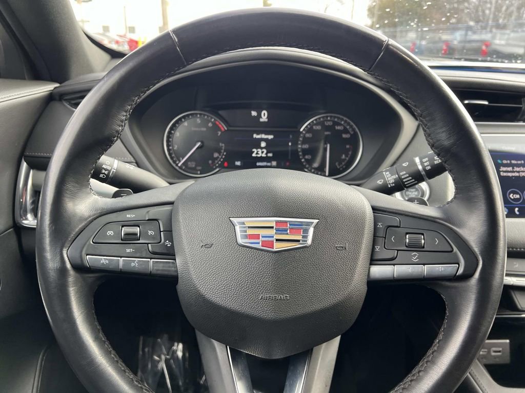 Used 2023 Cadillac XT4 Premium Luxury AWD/4WD image 15