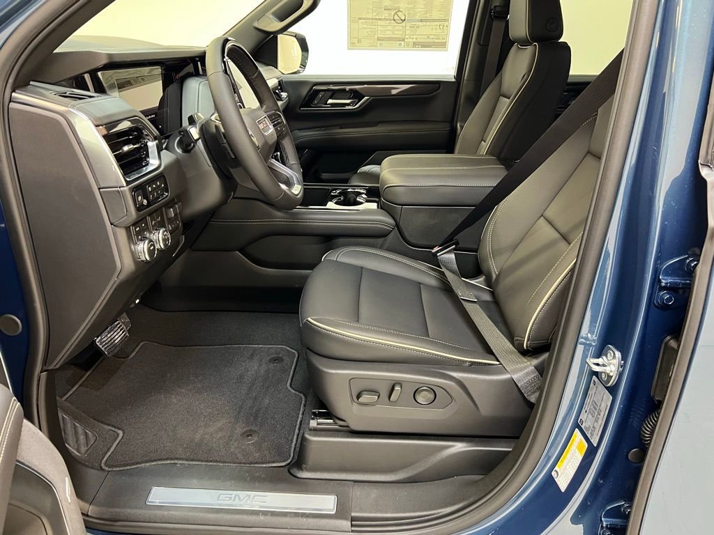New 2026 GMC Yukon Elevation image 14