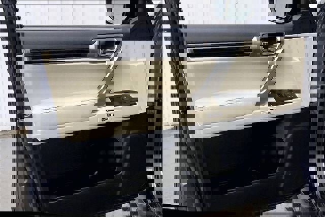 Used 2023 Lexus GX 460 Premium image 21