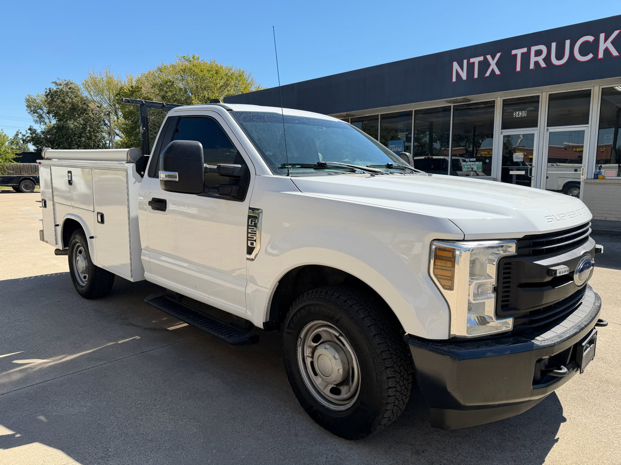 Used 2019 Ford F250 XL w/ Power Equipment Group image 7