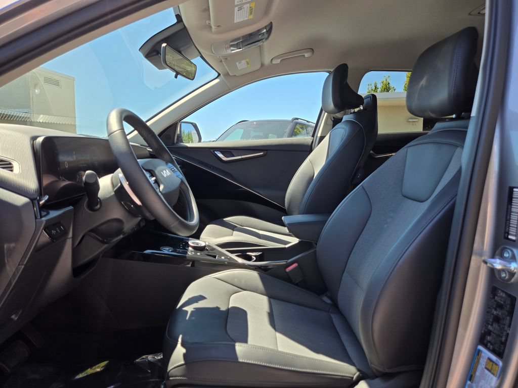 Used 2024 Kia Niro Wind w/ Wind Preserve Package FWD image 21