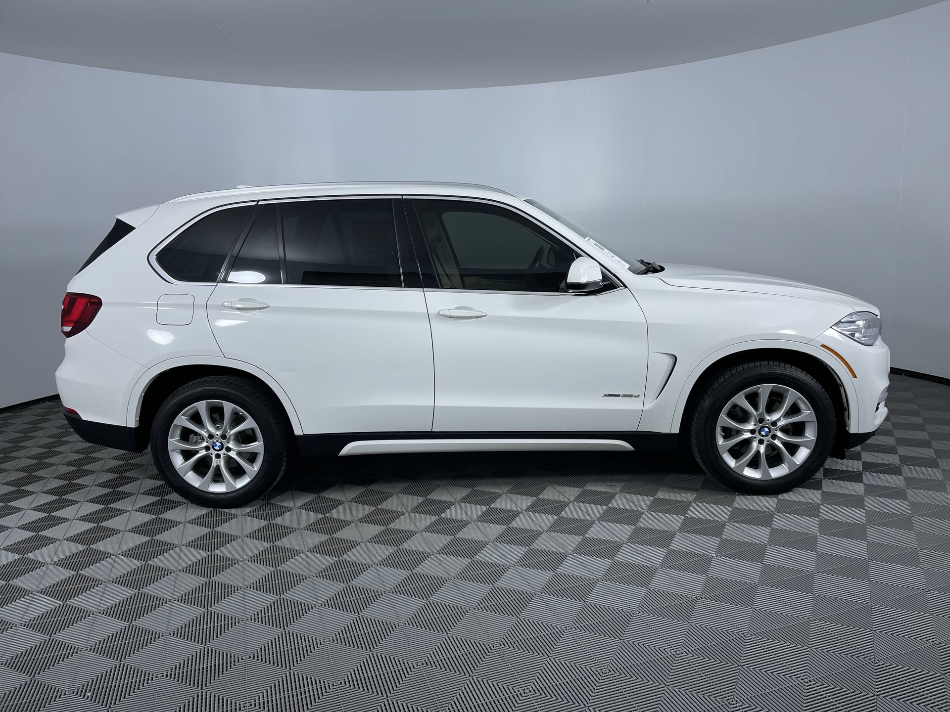 Used 2014 BMW X5 xDrive35d AWD/4WD image 10