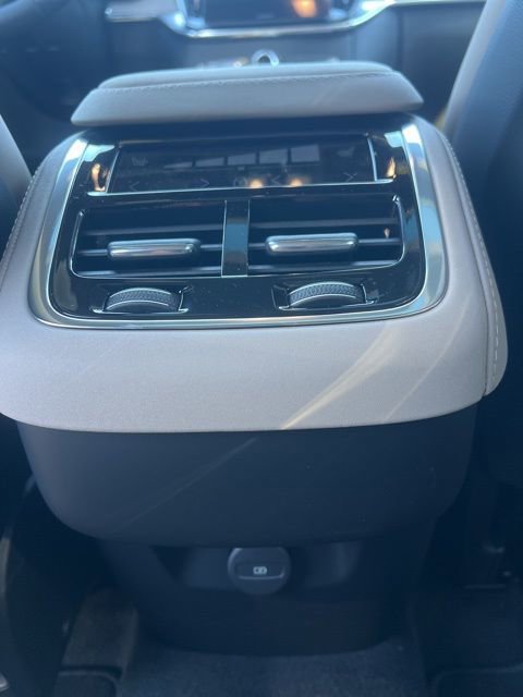 New 2026 Volvo XC90 B5 Core image 27