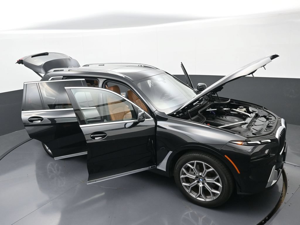Used 2024 BMW X7 xDrive40i AWD/4WD image 40