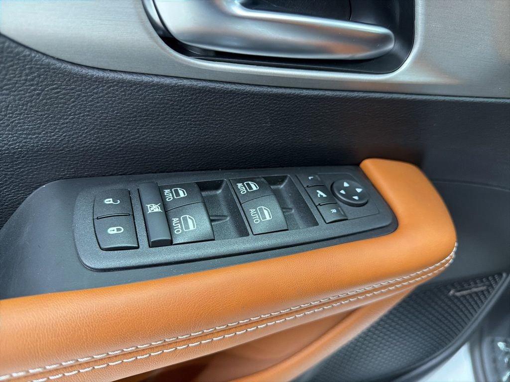 New 2026 Chrysler Pacifica Pinnacle image 19