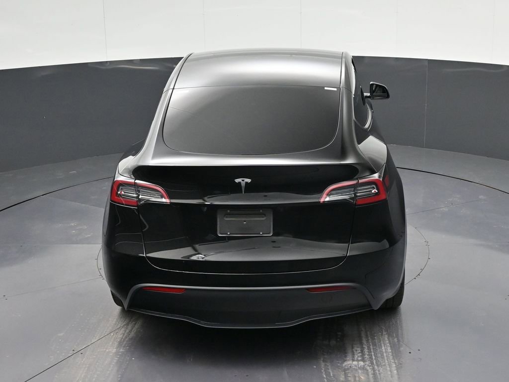Used 2024 Tesla Model Y Long Range image 28
