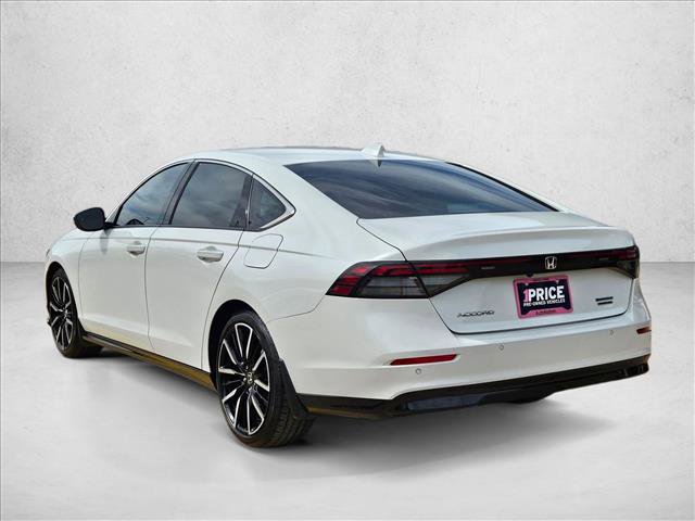 Used 2024 Honda Accord Touring image 8