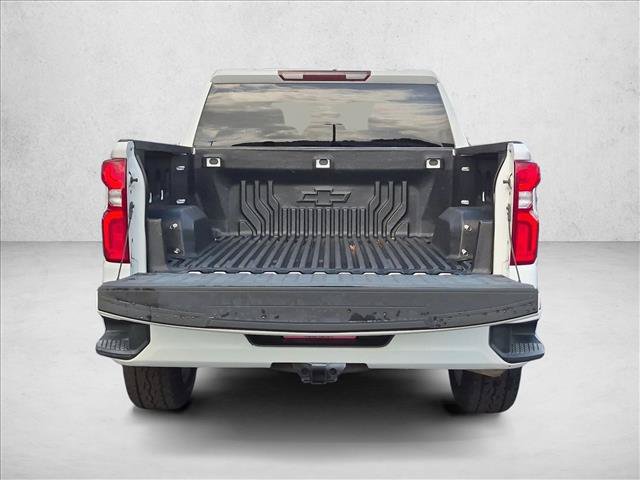 Used 2020 Chevrolet Silverado 1500 Custom w/ Custom Value Package RWD image 6
