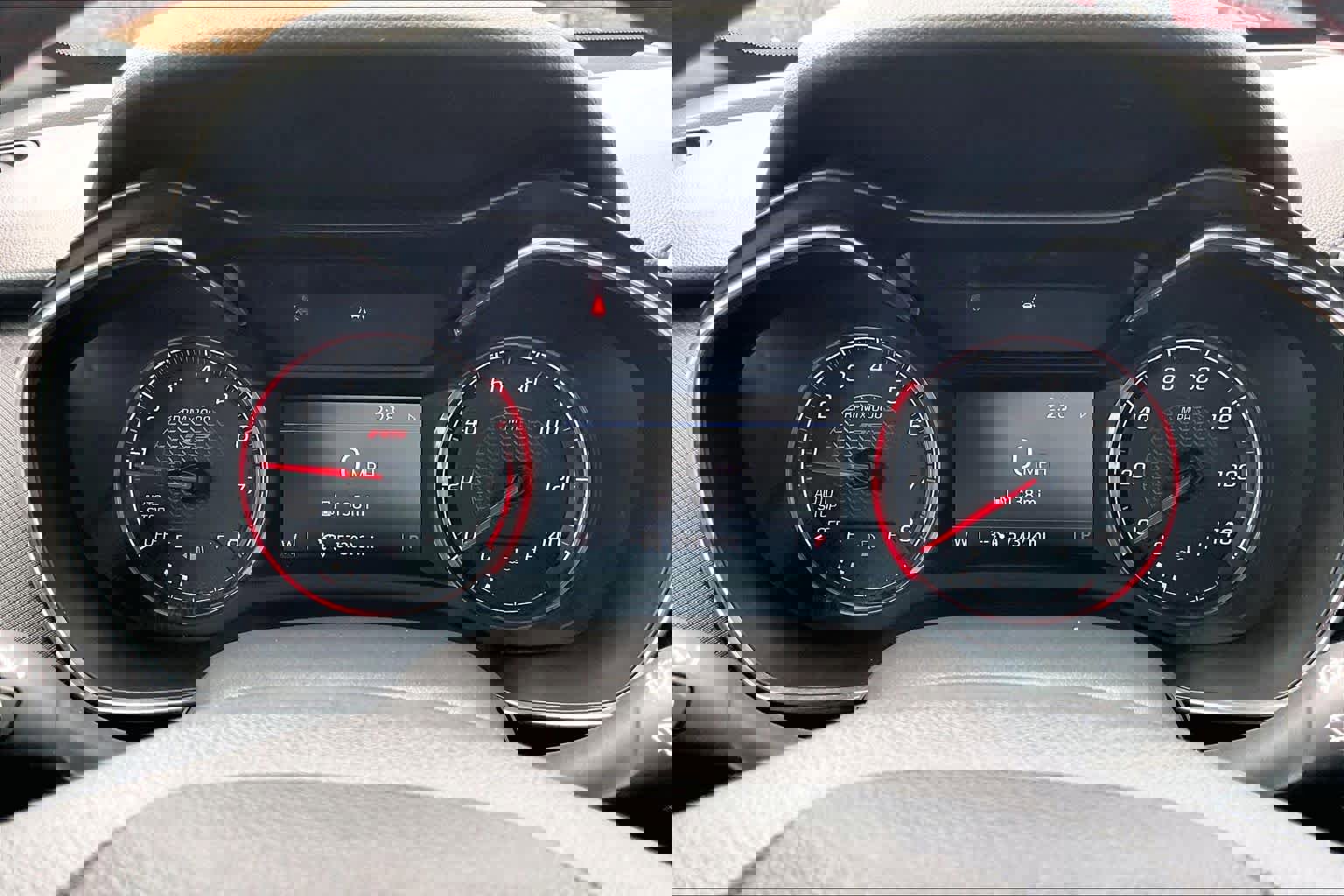 Used 2021 Chevrolet TrailBlazer RS w/ Technology Package FWD image 25