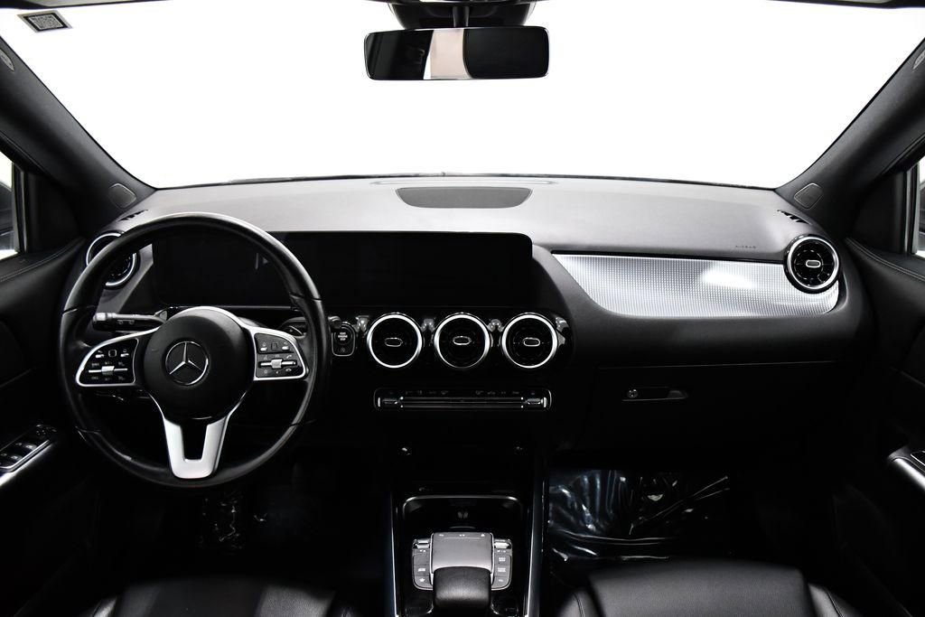 Certified 2022 Mercedes-Benz GLA 250 4MATIC image 4