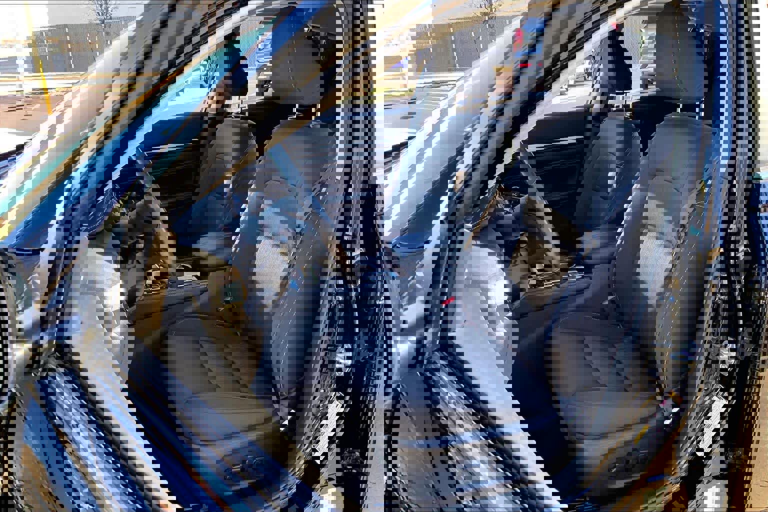 Used 2023 Nissan Altima 2.5 SV w/ SV Premium Package image 7