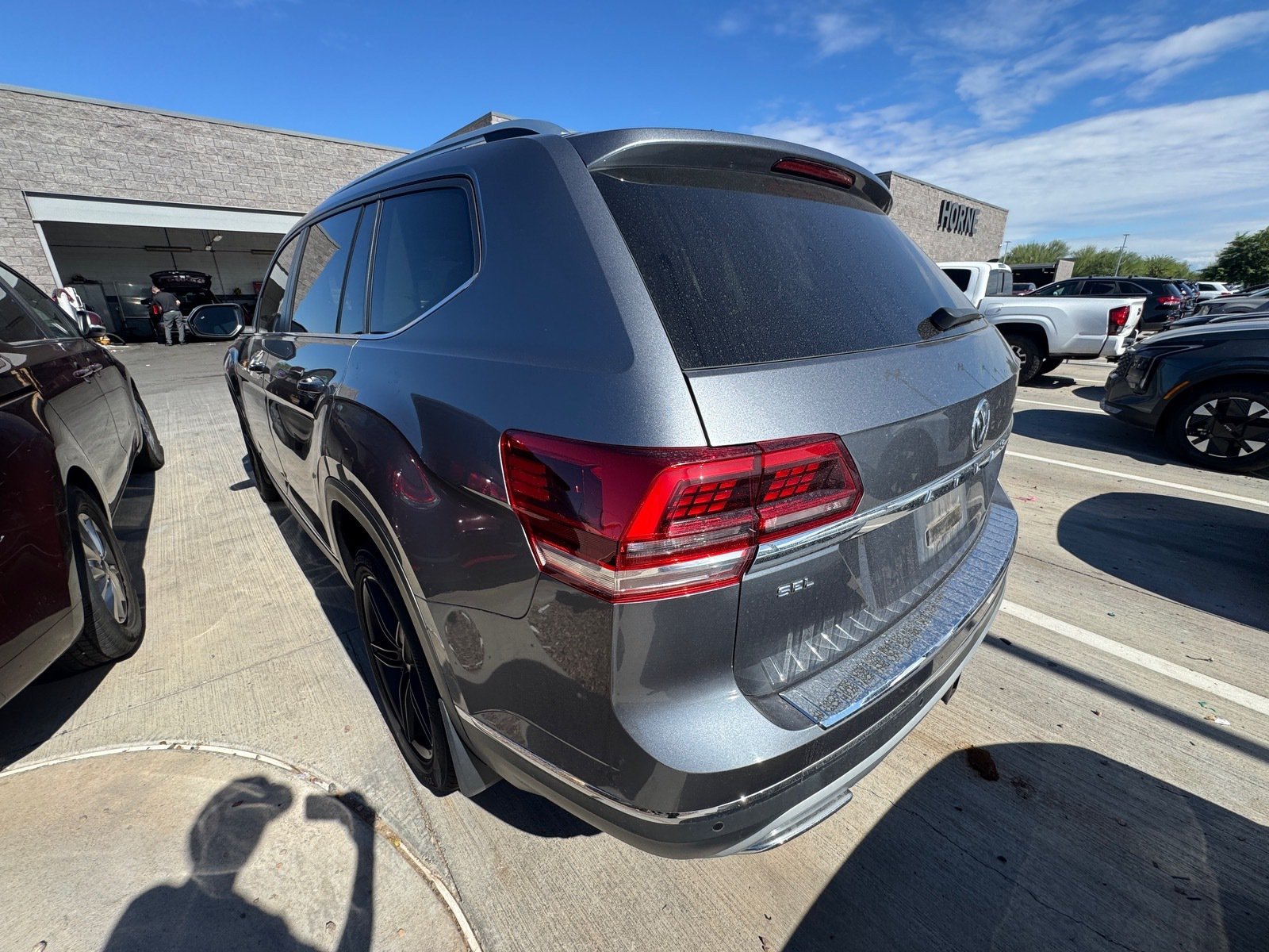 Used 2019 Volkswagen Atlas SEL FWD image 3