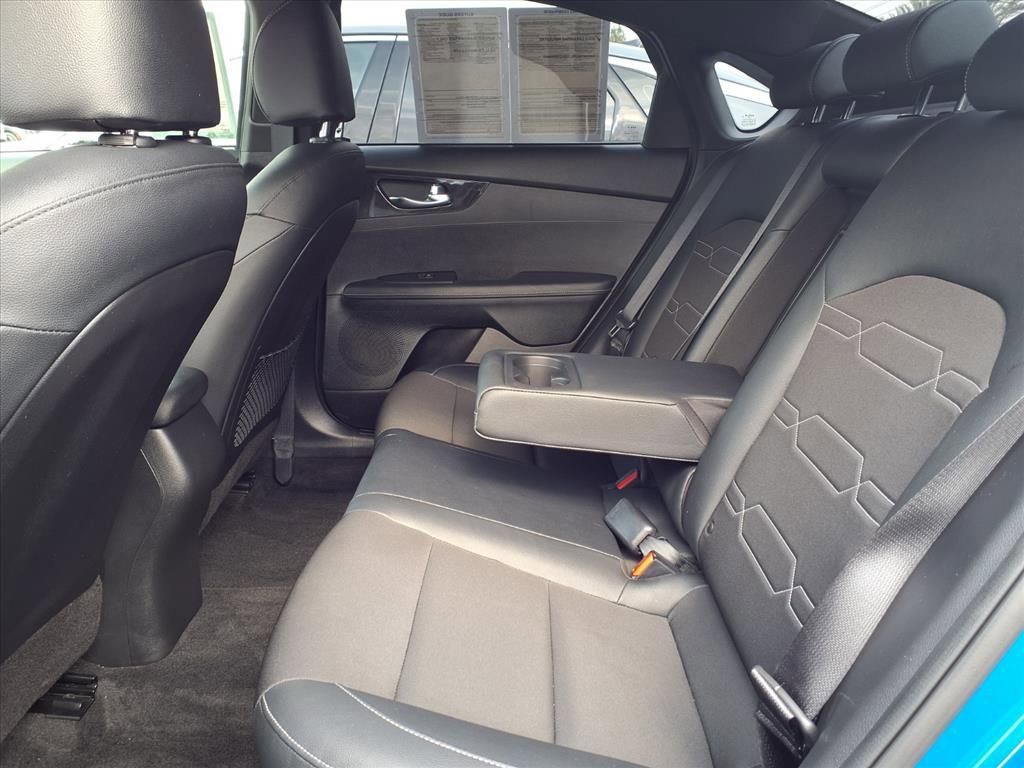 Used 2023 Kia Forte GT-Line w/ GT-Line Premium Package image 10