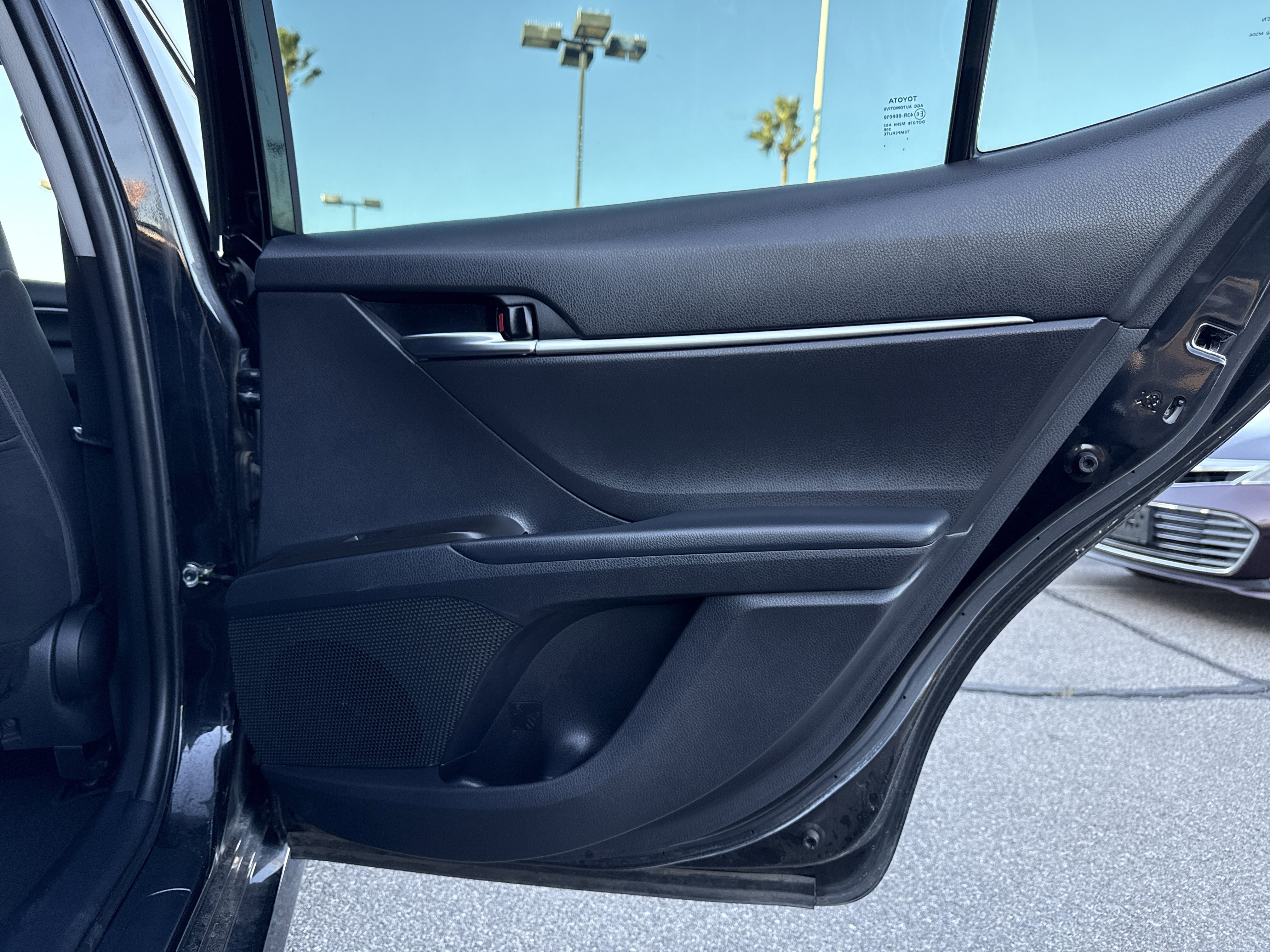 Used 2022 Toyota Camry LE image 35