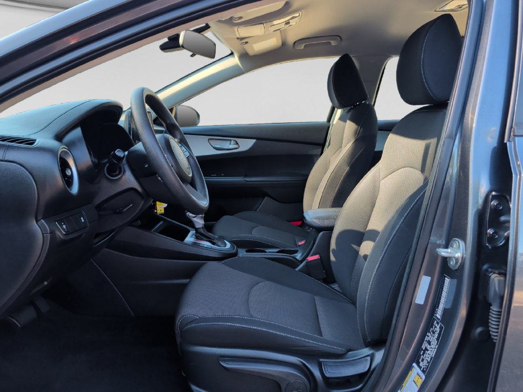 Used 2024 Kia Forte LXS FWD image 16