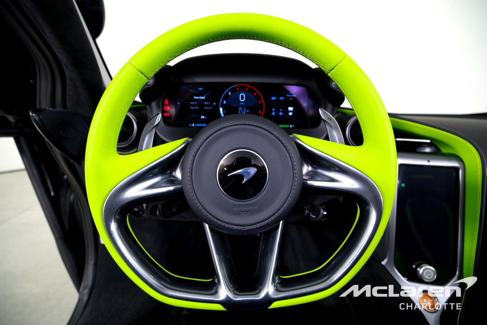 New 2026 McLaren 750S image 16