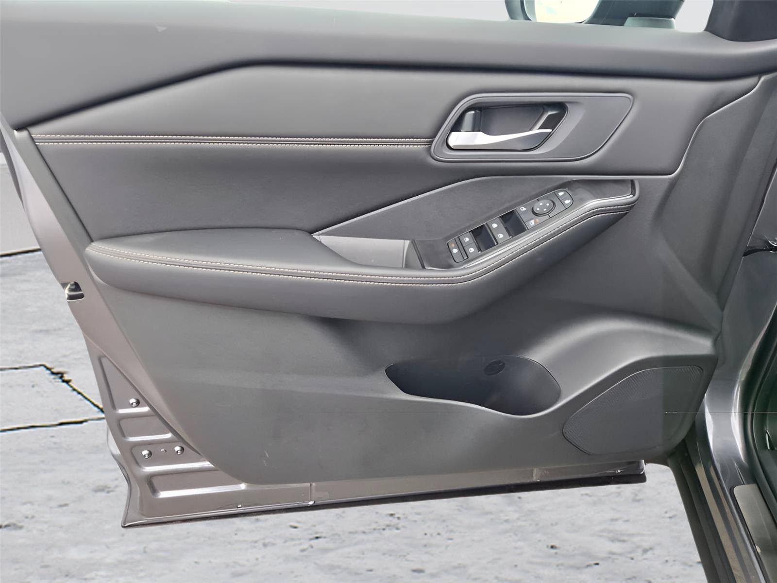 New 2026 Nissan Rogue Dark Armor AWD/4WD image 20