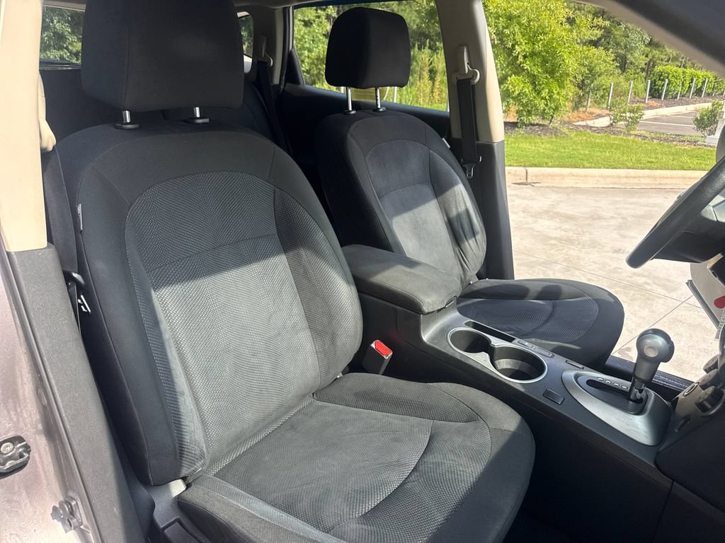 Used 2014 Nissan Rogue S w/ Convenience Package FWD image 34